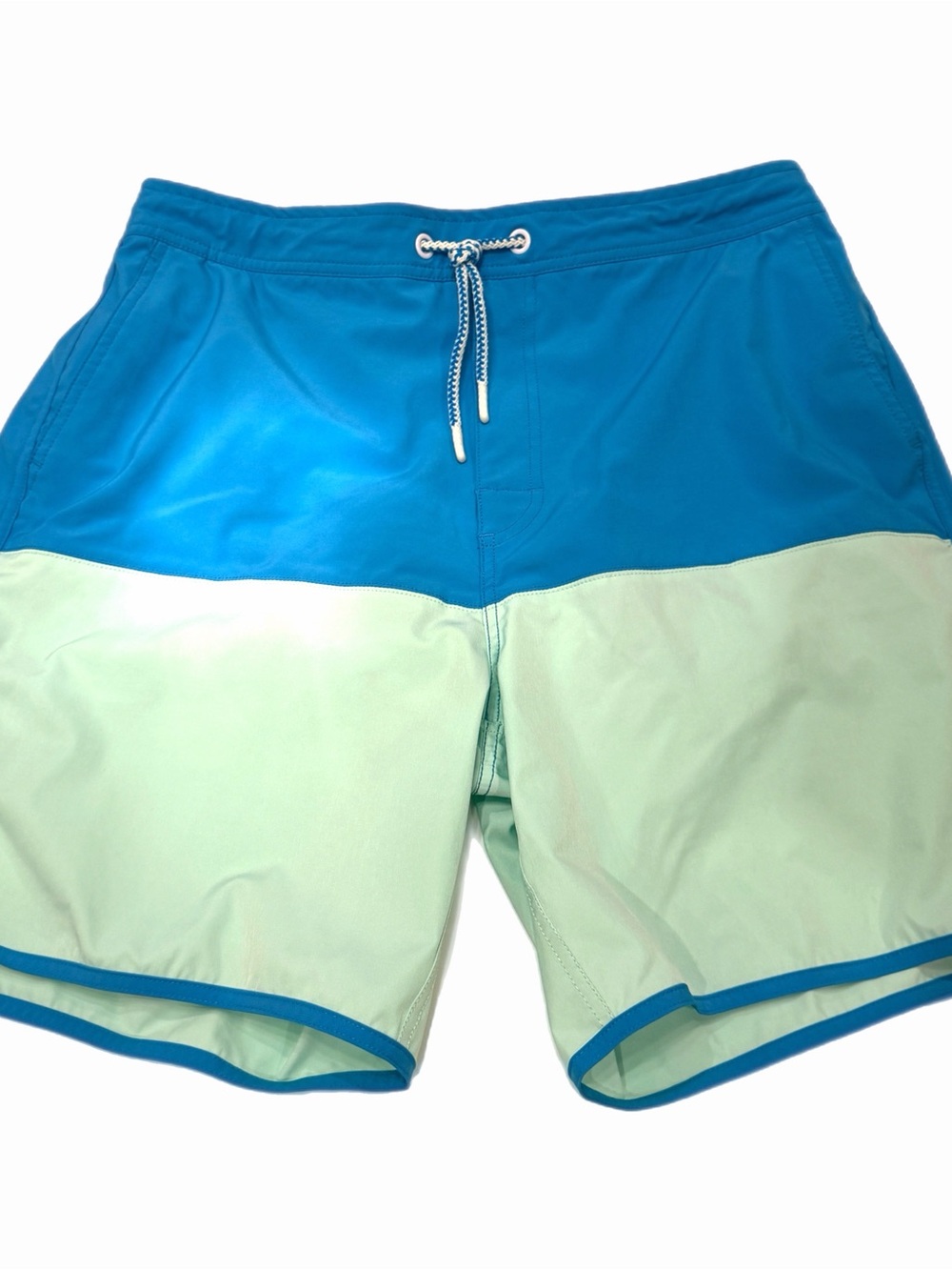 Johnnie-O Tully Half Elastic 7” Surf Short Swim Trunks – Large – Bright Blue / M